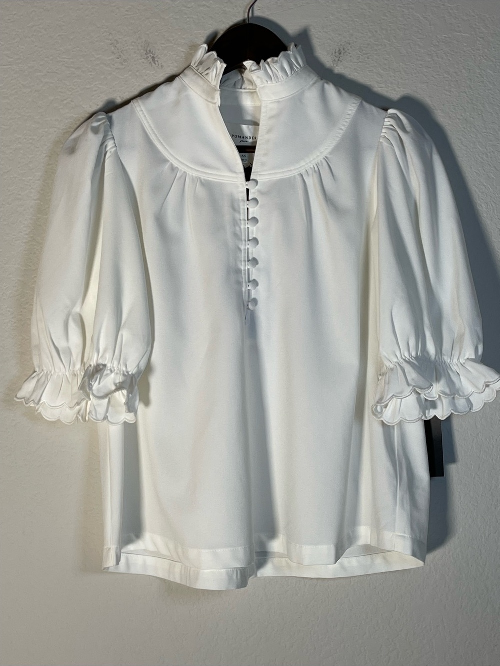 POMANDER PLACE White Selena Blouse Size XS Short Sleeve Top | a Tuckernuck Brand - Picture 4 of 15